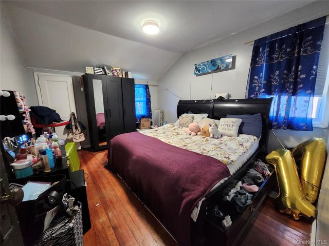 10429 214th Street, Queens Village, NY 11429