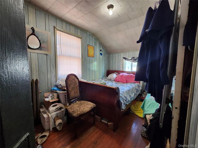 10429 214th Street, Queens Village, NY 11429