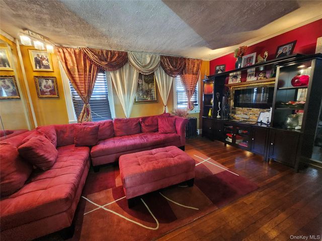 10429 214th Street, Queens Village, NY 11429