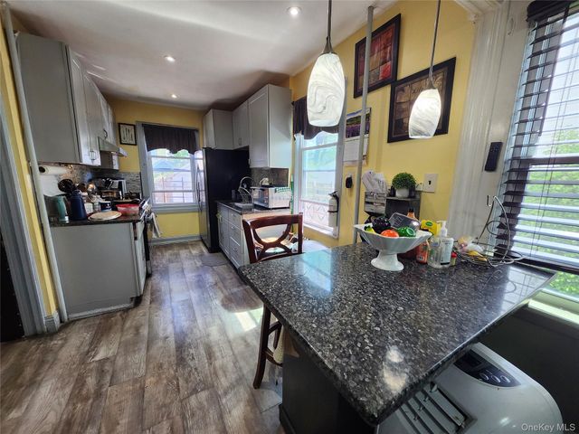 10429 214th Street, Queens Village, NY 11429