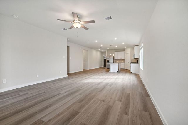 1410 Waggoner Ranch Trail, Conroe, TX 77301