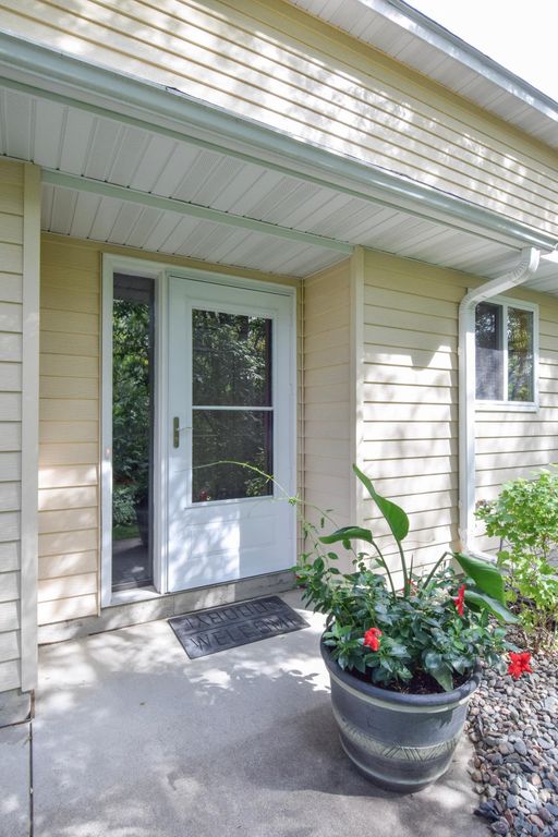 1010 18th Avenue SE, Forest Lake, MN 55025 — photo 2