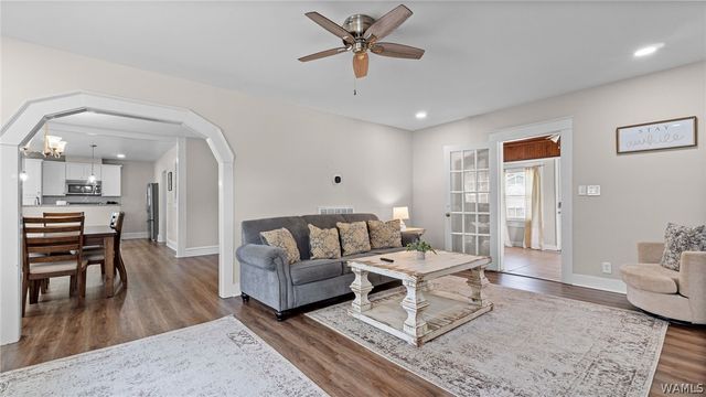 1 Forest, Tuscaloosa, AL 35404
