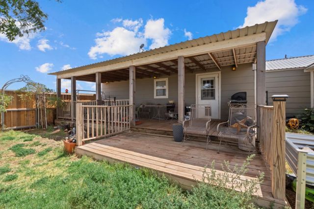 3575 Mallard Road, Ropesville, TX 79358