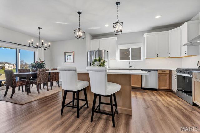 2609 Windsor Crest Court, Belleville, IL 62221