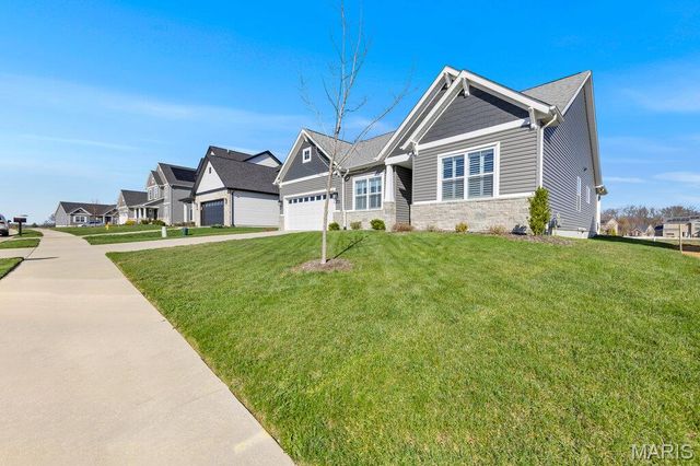 2609 Windsor Crest Court, Belleville, IL 62221