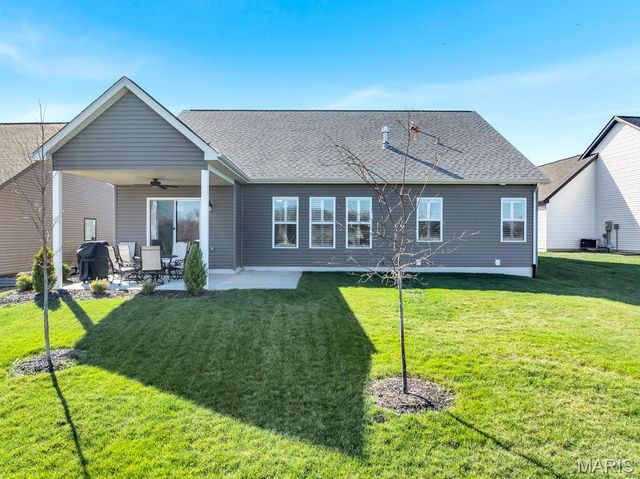 2609 Windsor Crest Court, Belleville, IL 62221