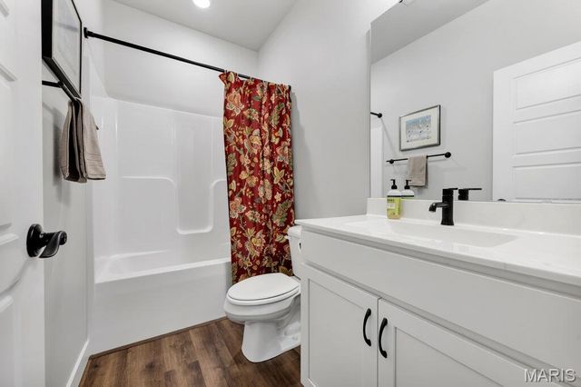 2609 Windsor Crest Court, Belleville, IL 62221