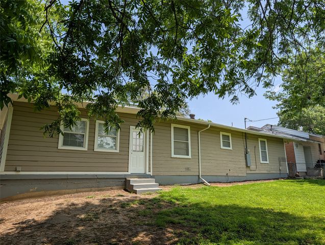 3745 Willomet Avenue, Fort Worth, TX 76133
