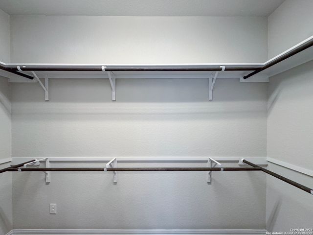 9306 Frio Lndg Unit 1, Converse, TX 78109