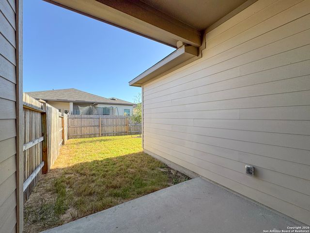 9306 Frio Lndg Unit 1, Converse, TX 78109
