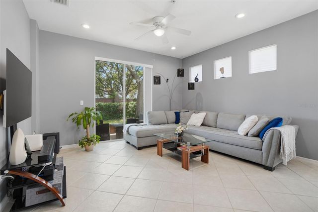 965 DAVENWOOD COURT, Ocoee, FL 34761