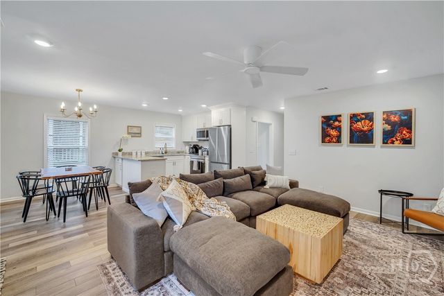 115 W 55th Street, Savannah, GA 31405