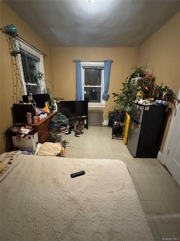 4425 Edson Avenue, Bronx, NY 10466