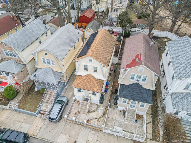 4425 Edson Avenue, Bronx, NY 10466
