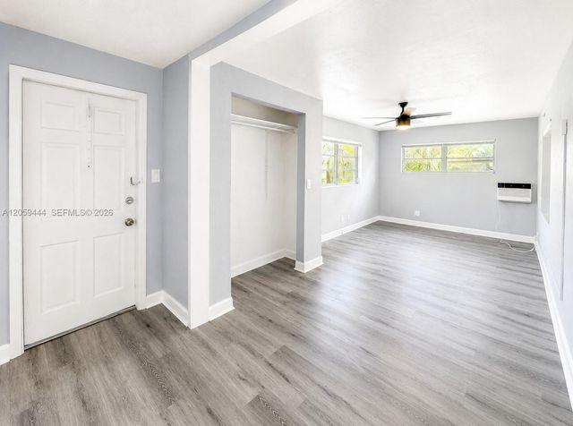 529 NW 8th Street, Dania Beach, FL 33004