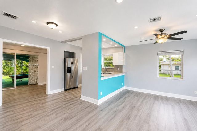 529 NW 8th Street, Dania Beach, FL 33004