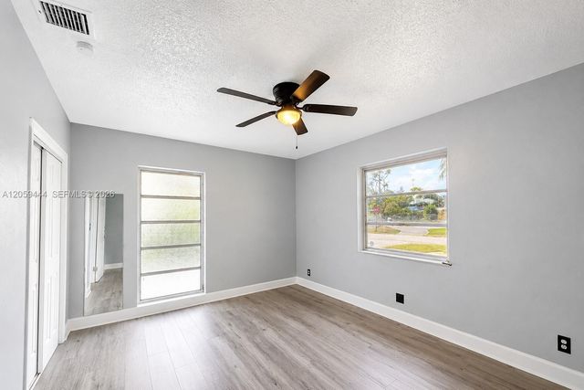529 NW 8th Street, Dania Beach, FL 33004