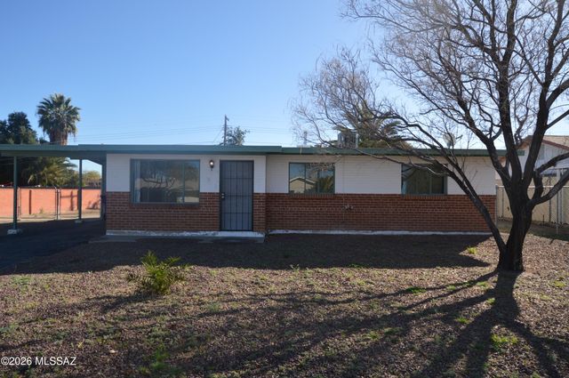 6411 E Calle Mercurio, Tucson, AZ 85710