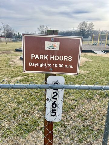 2332 John Montgomery Circle, Pea Ridge, AR 72751