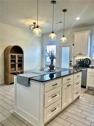 2332 John Montgomery Circle, Pea Ridge, AR 72751