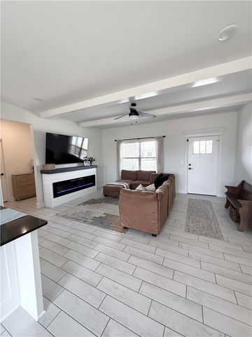 2332 John Montgomery Circle, Pea Ridge, AR 72751