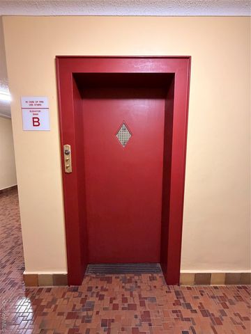 61-41 Saunders St B27, Rego Park, NY 11374