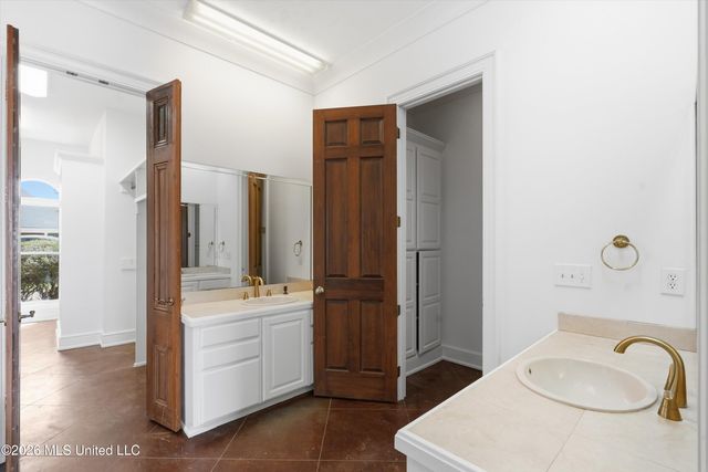 110 Bridge Water Drive, Madison, MS 39110