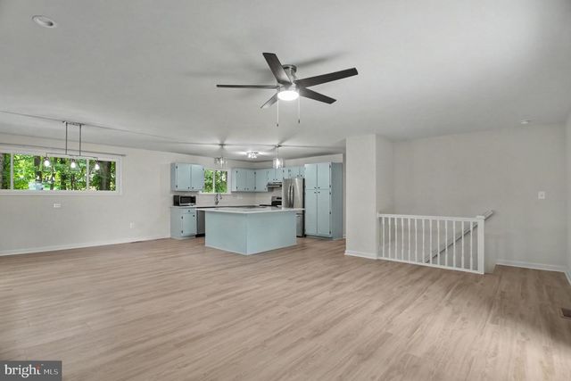 201 BIRCHSIDE CIR, Locust Grove, VA 22508