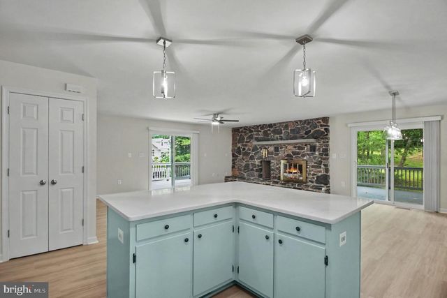 201 BIRCHSIDE CIR, Locust Grove, VA 22508