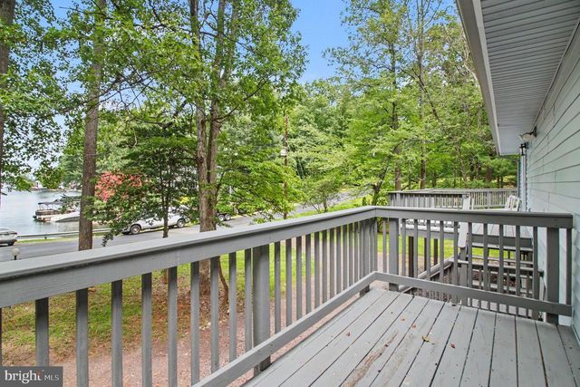 201 BIRCHSIDE CIR, Locust Grove, VA 22508