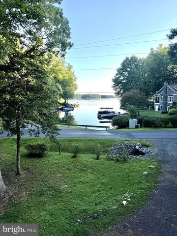 201 BIRCHSIDE CIR, Locust Grove, VA 22508