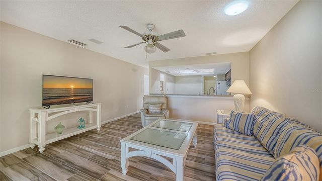 4207 BOWLING GREEN CIRCLE 35, Sarasota, FL 34233