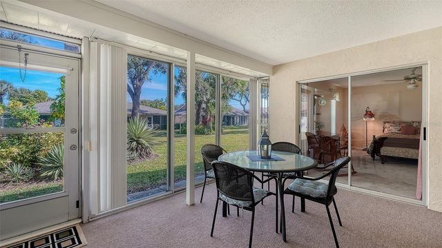 4207 BOWLING GREEN CIRCLE 35, Sarasota, FL 34233