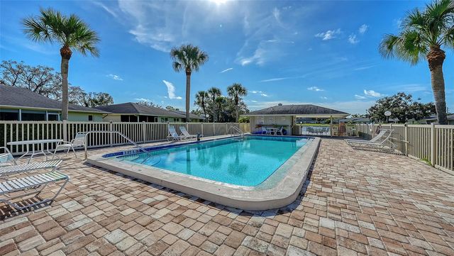 4207 BOWLING GREEN CIRCLE 35, Sarasota, FL 34233