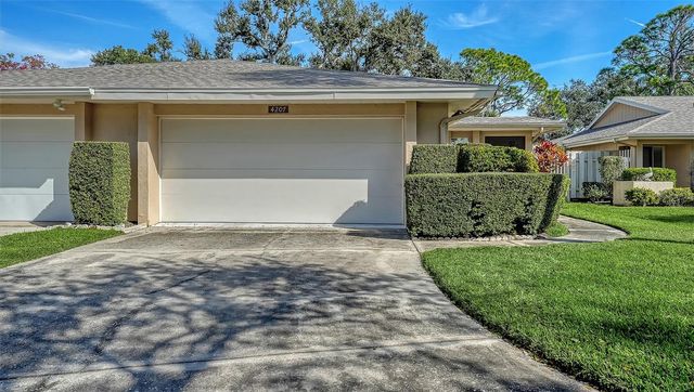 4207 BOWLING GREEN CIRCLE 35, Sarasota, FL 34233
