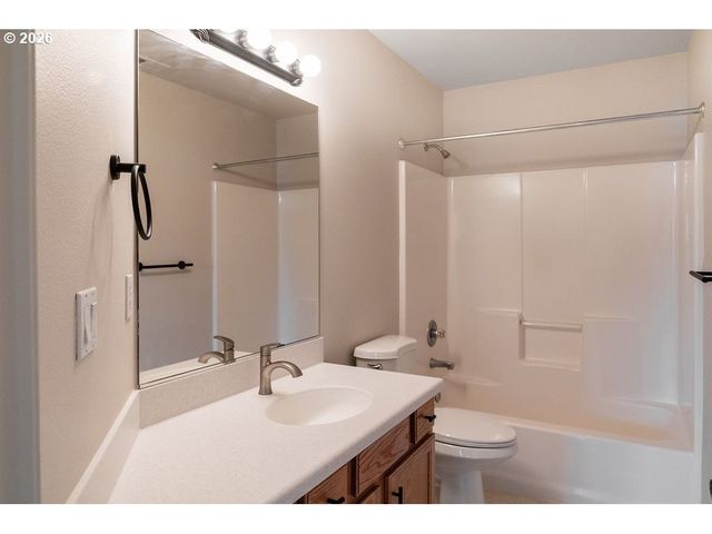 15520 Sw NEPTUNE Ln, Beaverton, OR 97007