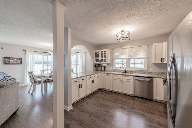 223 Huntington Court, Shorewood, IL 60404