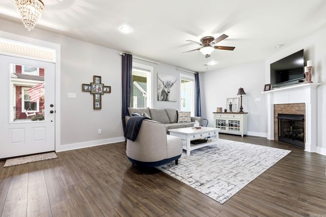 8 Regents Park, Bryant, AR 72022
