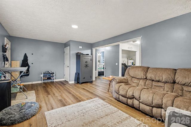 409 Baker Street, Kings Mountain, NC 28086