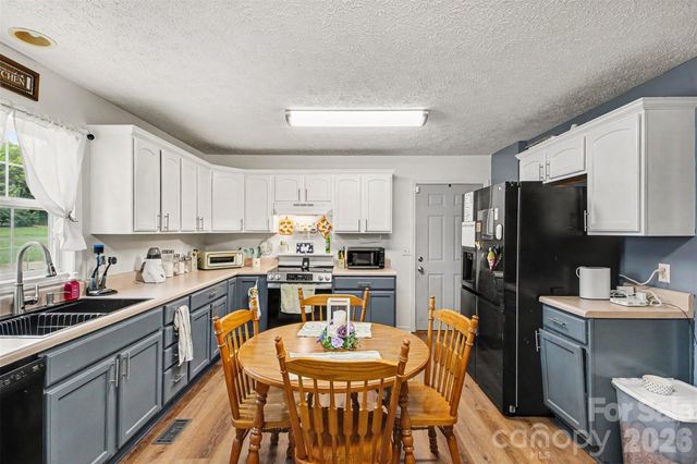 409 Baker Street, Kings Mountain, NC 28086
