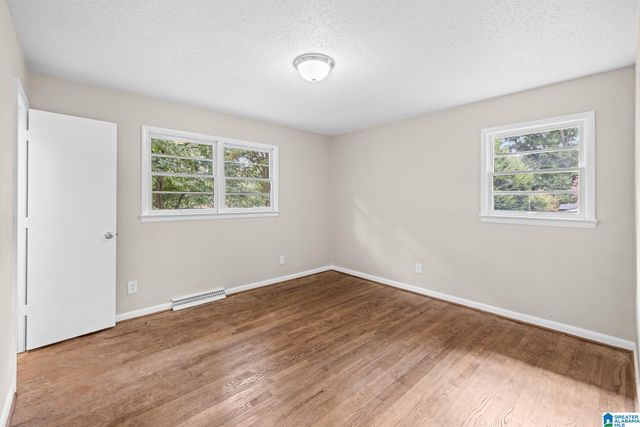 943 3RD AVENUE NW, Alabaster, AL 35007