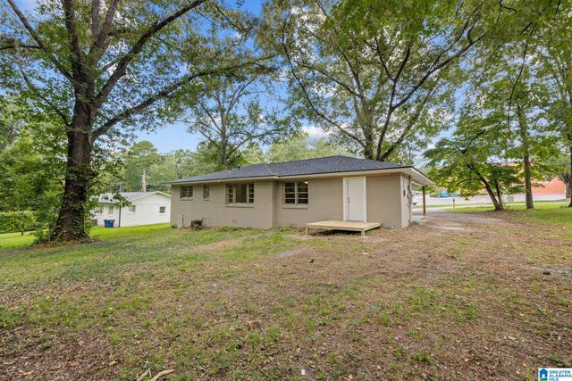 943 3RD AVENUE NW, Alabaster, AL 35007