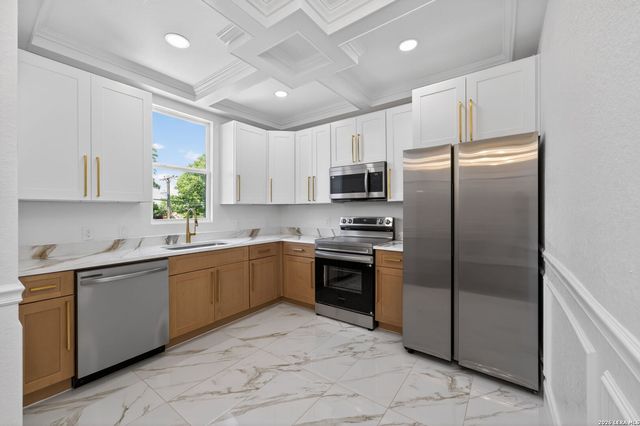 1301 Townsend Ave Apt 3, San Antonio, TX 78209