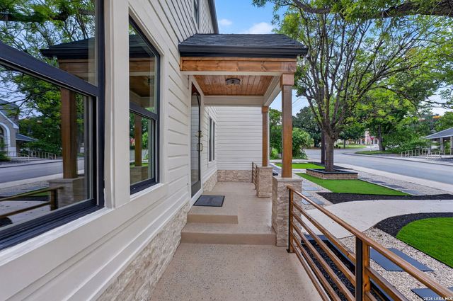 1301 Townsend Ave Apt 3, San Antonio, TX 78209