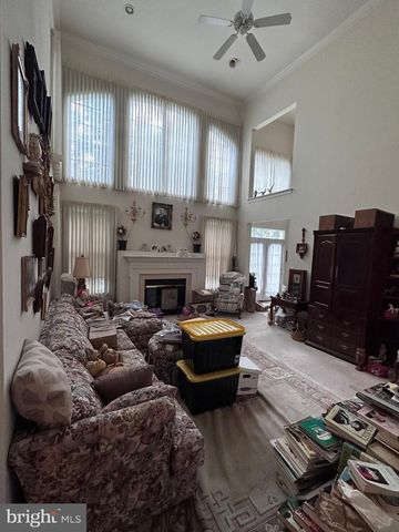 3848 FARR OAK CIR, Fairfax, VA 22030