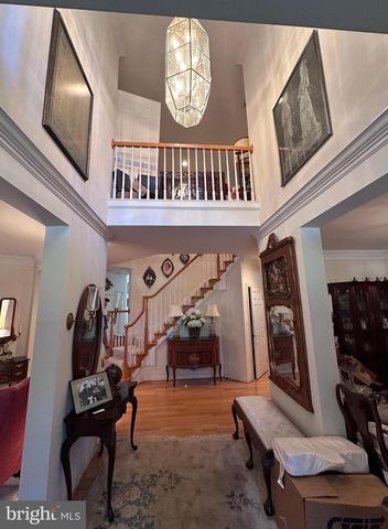 3848 FARR OAK CIR, Fairfax, VA 22030