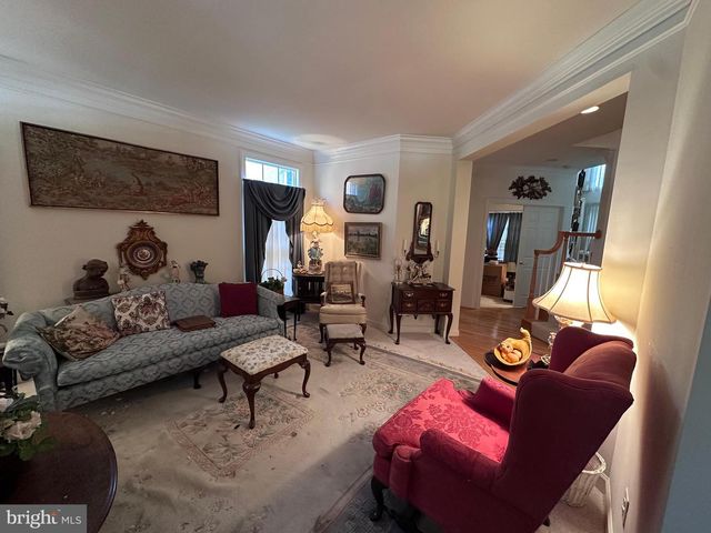 3848 FARR OAK CIR, Fairfax, VA 22030