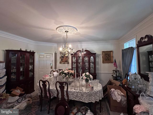 3848 FARR OAK CIR, Fairfax, VA 22030