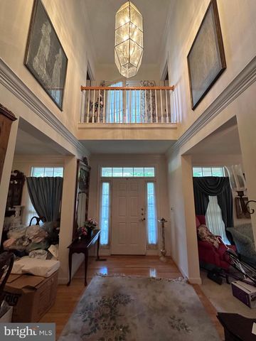 3848 FARR OAK CIR, Fairfax, VA 22030
